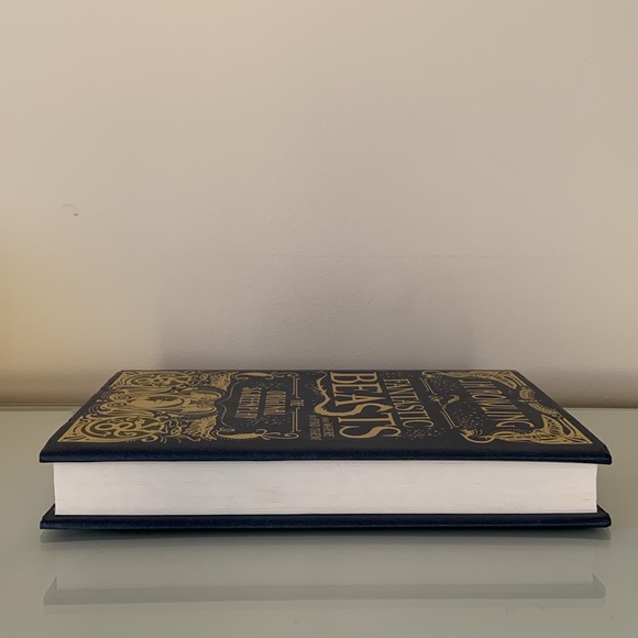 Hardcover Fantastic Beasts and where to find them by J.K. Rowling fantasy book - Picture 12 of 15